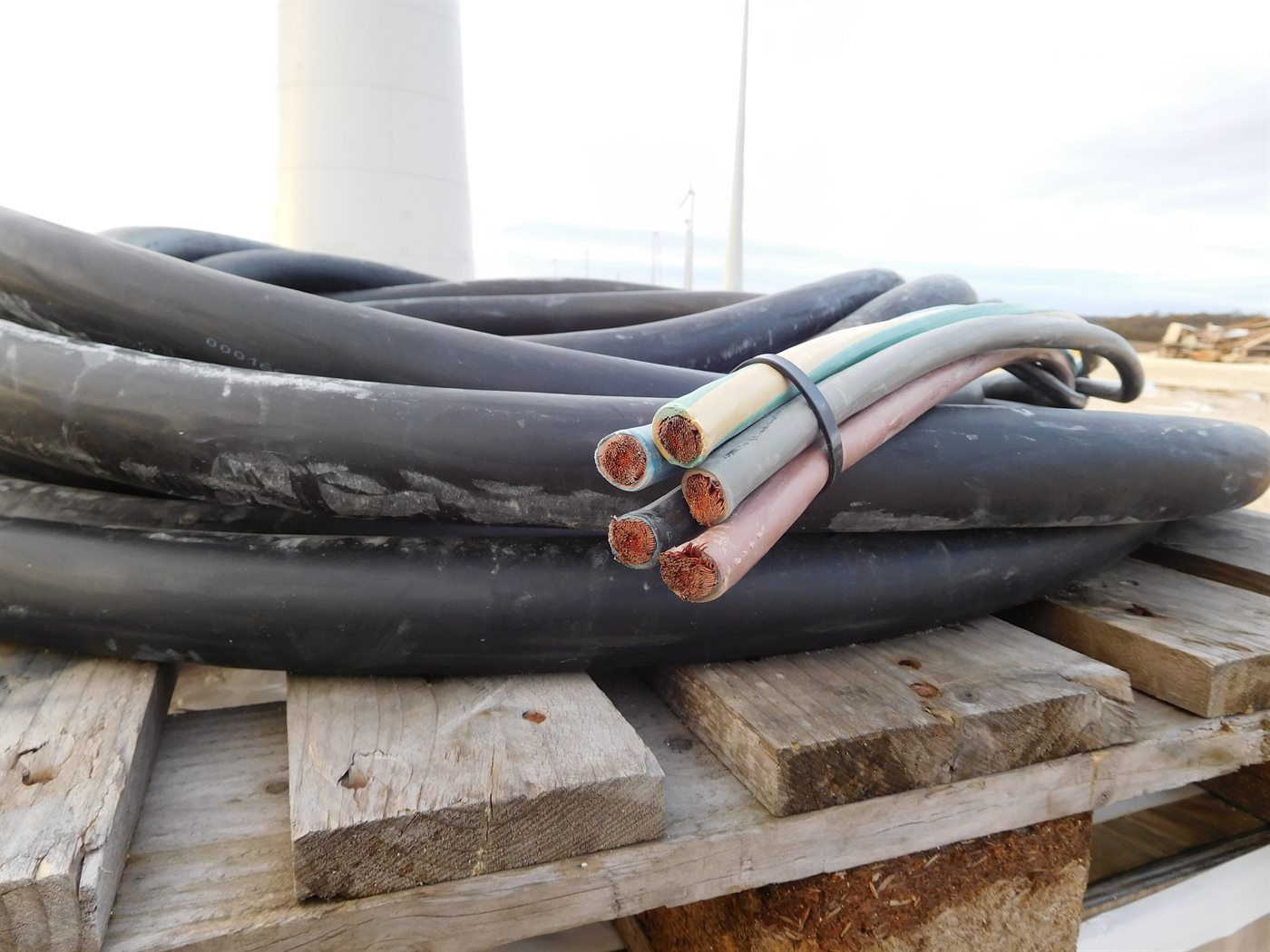 LT XLPE & PVC Power Cable